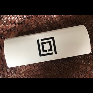 LIZ CLAIBORNE White Hard Eyeglasses Case